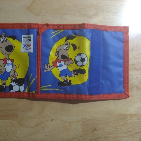 DS Vintage USA World Cup 94 Soccer Football Wallet - Picture 5 of 5